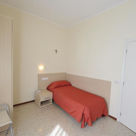 Hotel Villa San Giuseppe San Bartolomeo Al Mare Bilik gambar