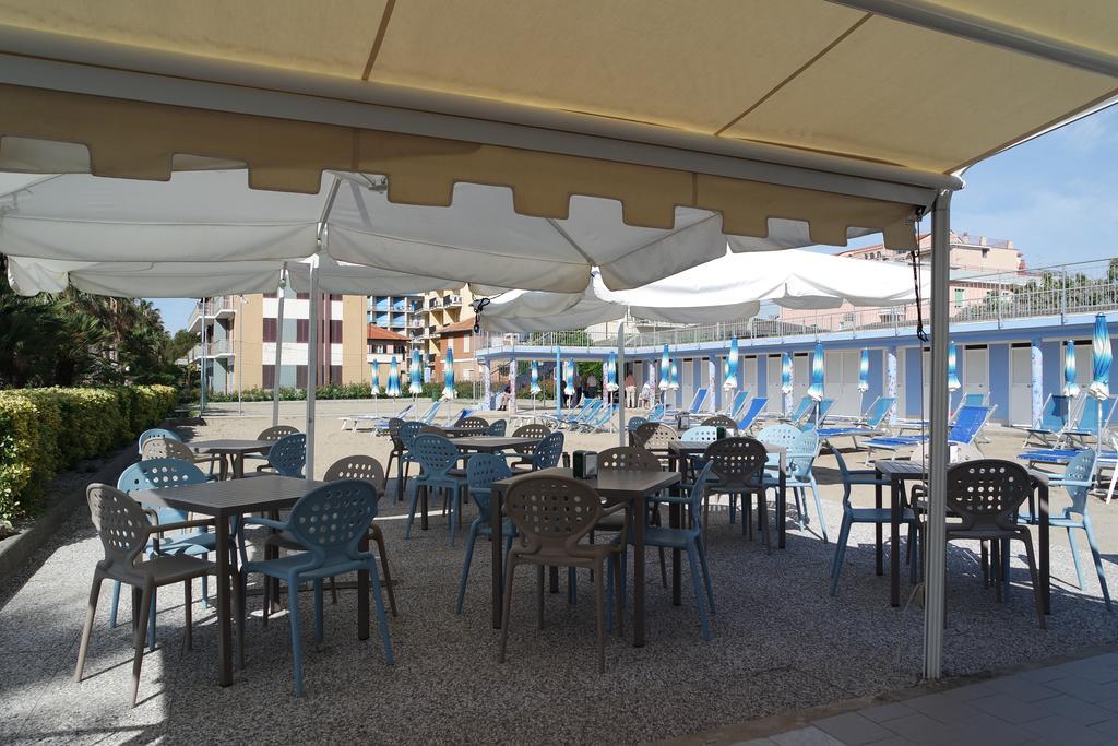 Hotel Villa San Giuseppe San Bartolomeo Al Mare Luaran gambar