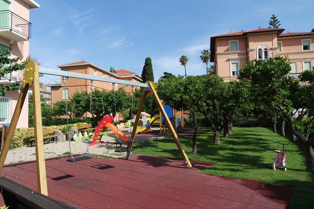 Hotel Villa San Giuseppe San Bartolomeo Al Mare Luaran gambar